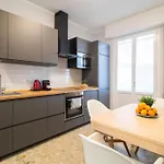 Apartment Azure Retreat *