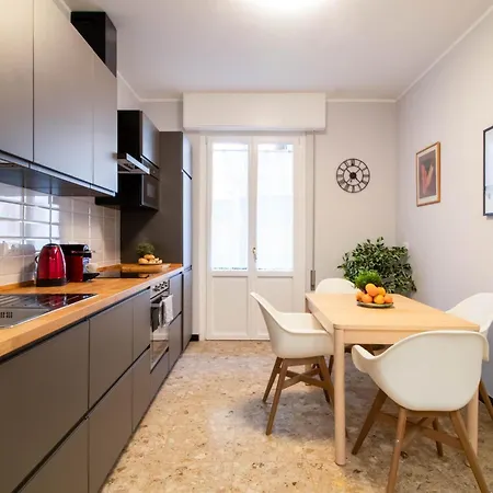 Apartment Azure Retreat *
