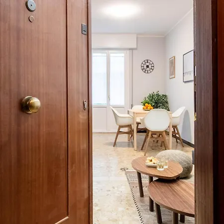 Azure Retreat Daire *